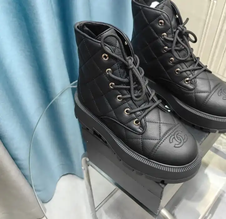 hype Chanel Boots