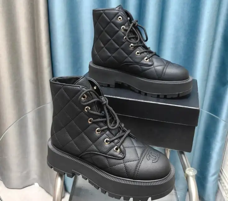 hype Chanel Boots