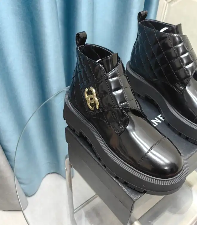 hype Chanel Boots