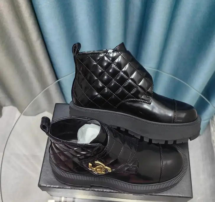 hype Chanel Boots