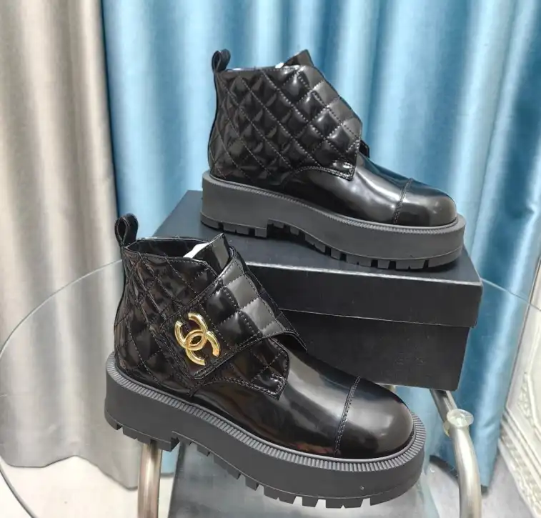 hype Chanel Boots