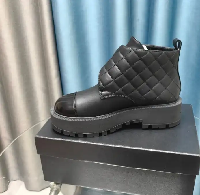 hype Chanel Boots