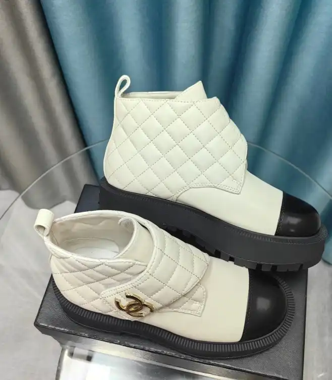 hype Chanel Boots