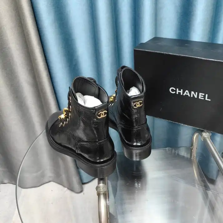 hype Chanel Boots