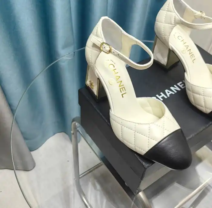 hype Chanel High Heels