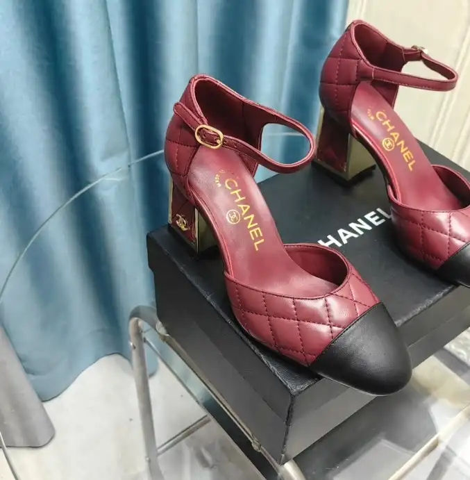 hype Chanel High Heels