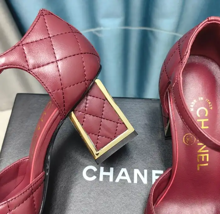 hype Chanel High Heels