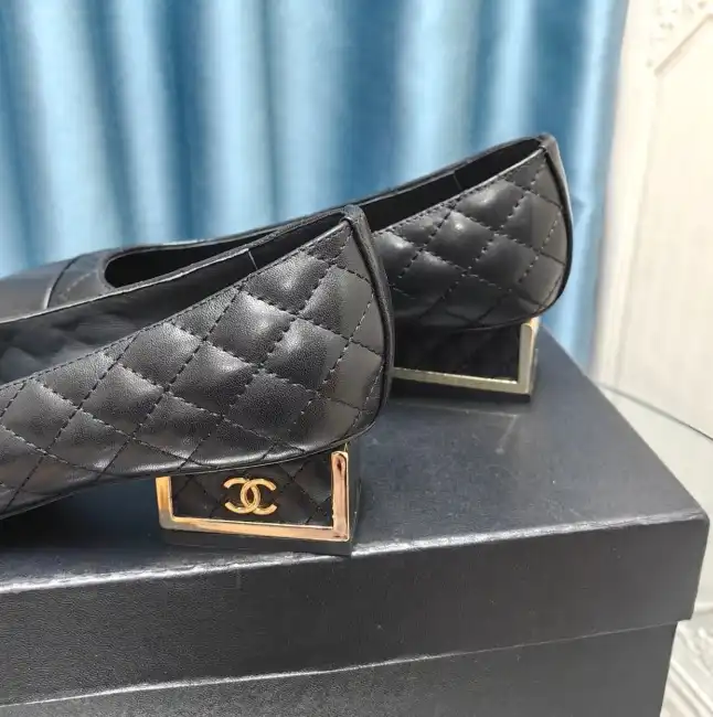 hype Chanel High Heels