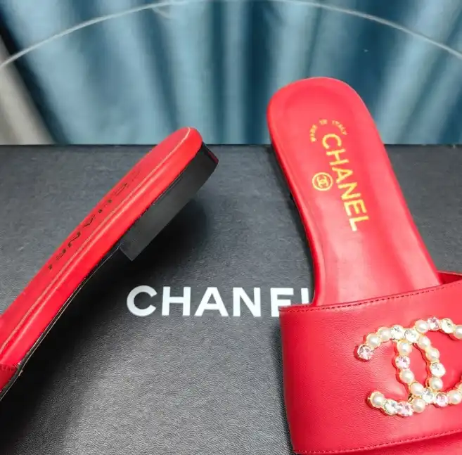 hype Chanel Slippers