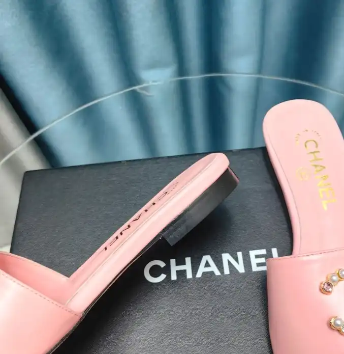 hype Chanel Slippers