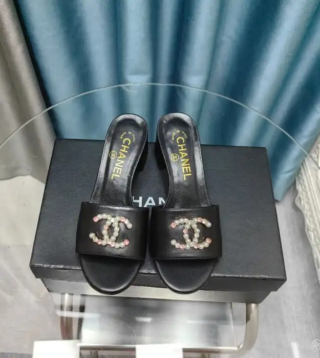 hype Chanel Slippers