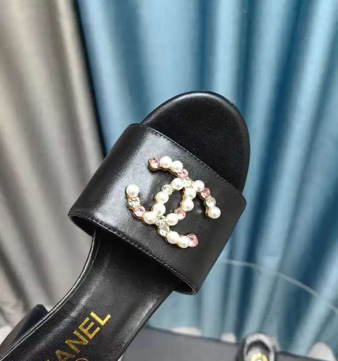 hype Chanel Slippers