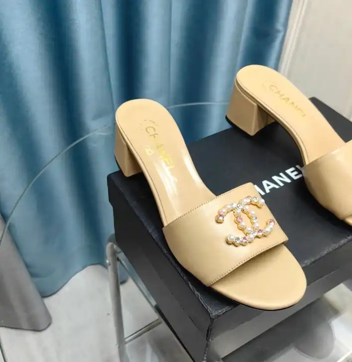 hype Chanel Slippers