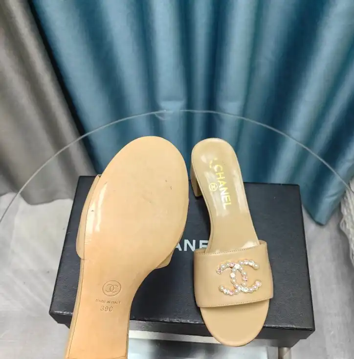 hype Chanel Slippers