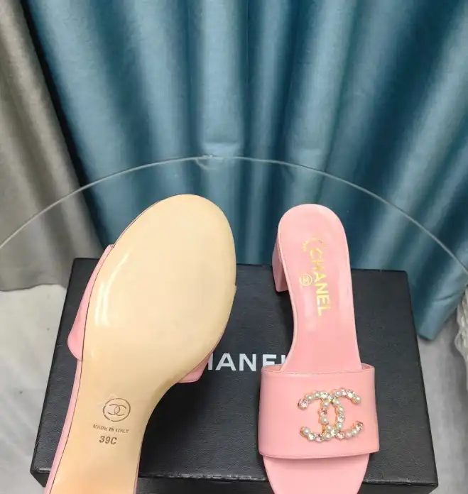 hype Chanel Slippers