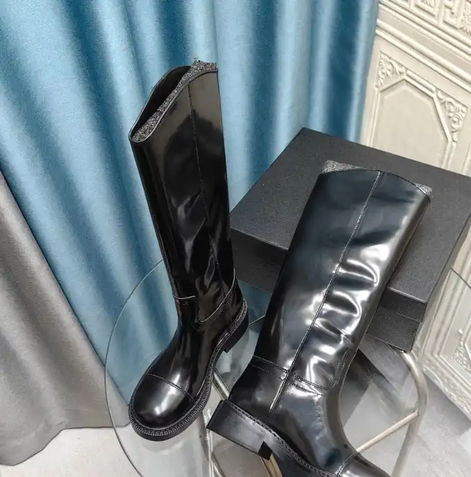 hype Chanel Boots