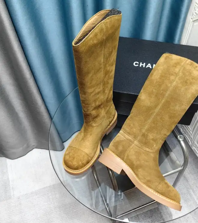 hype Chanel Boots