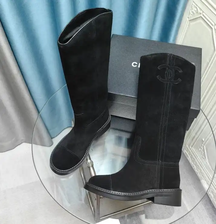 hype Chanel Boots