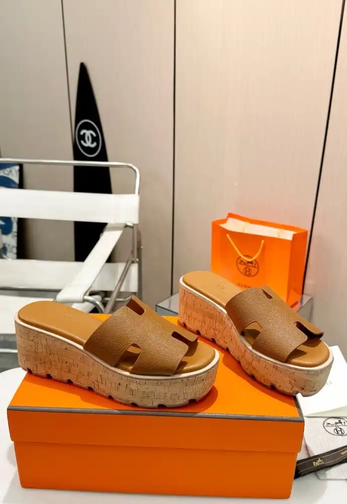 hype Hermes Slippers