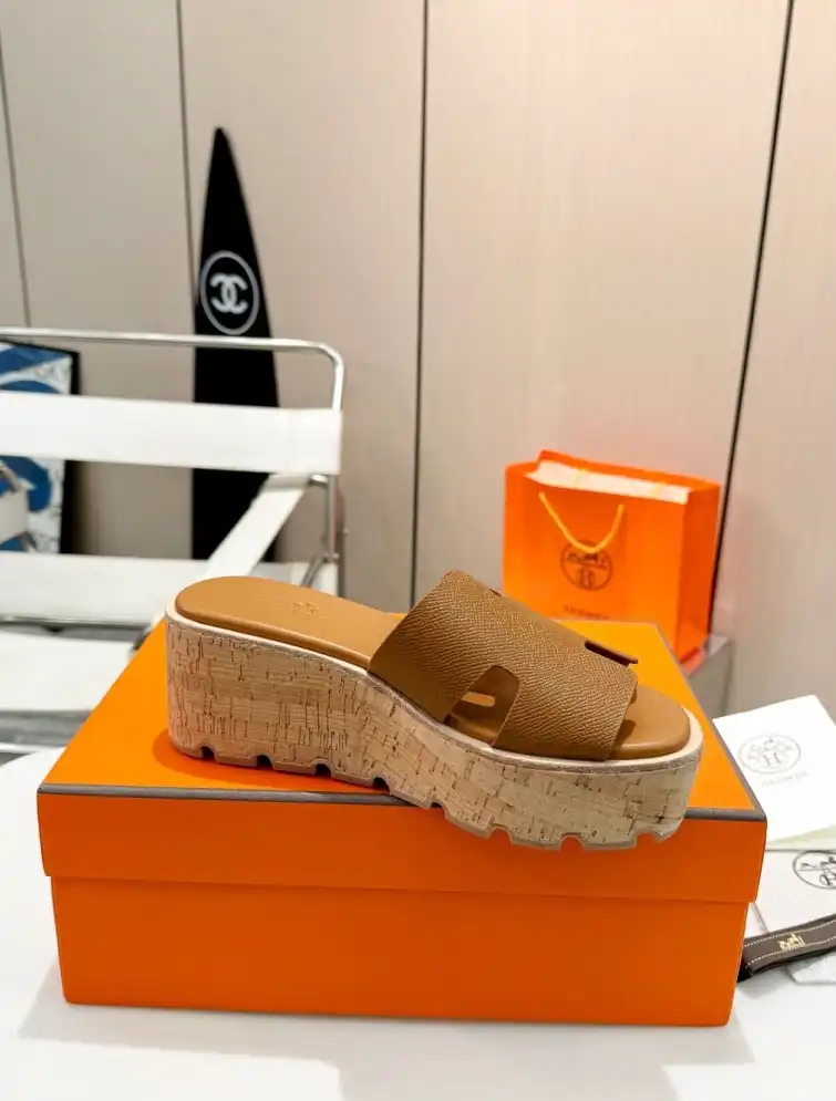 hype Hermes Slippers