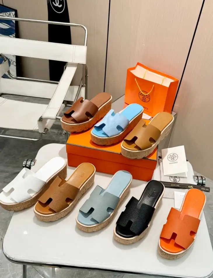 hype Hermes Slippers