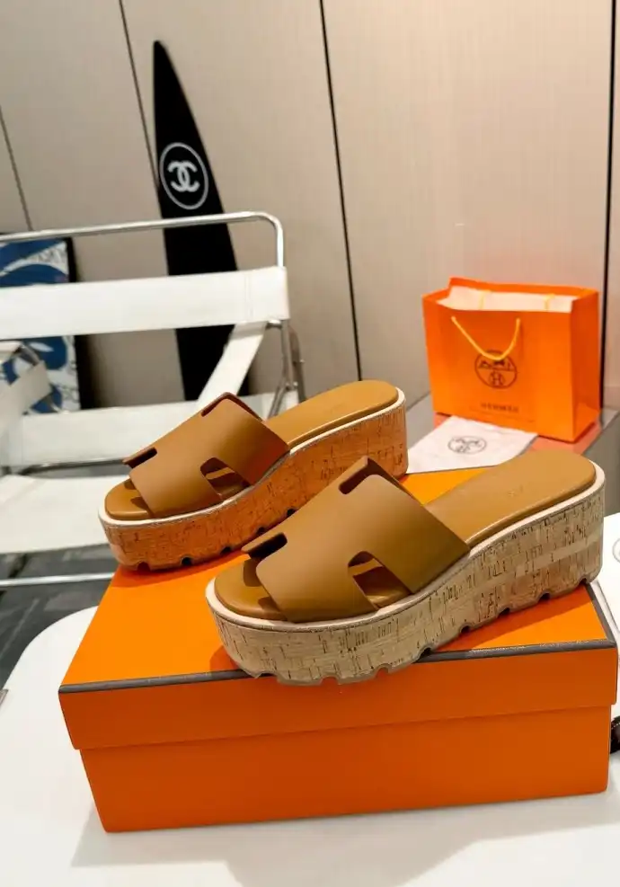 hype Hermes Slippers