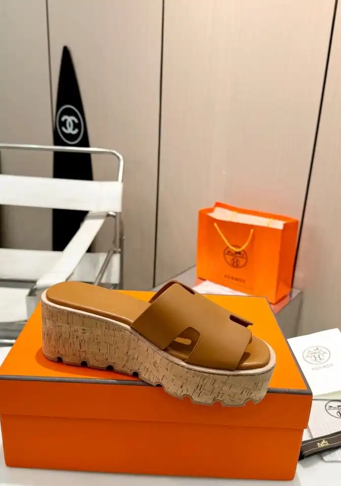 hype Hermes Slippers