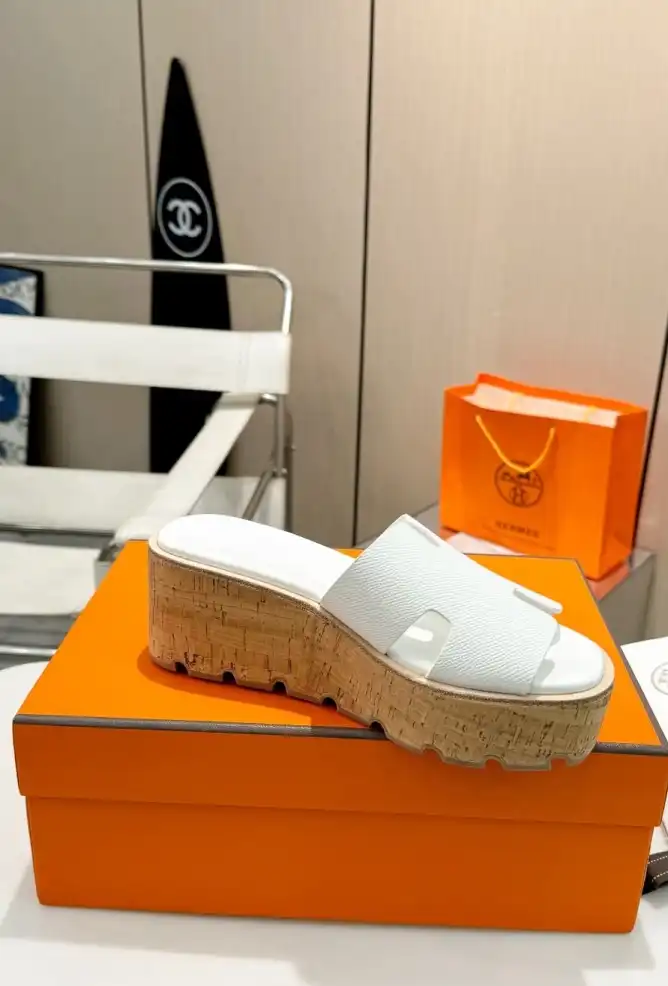 hype Hermes Slippers