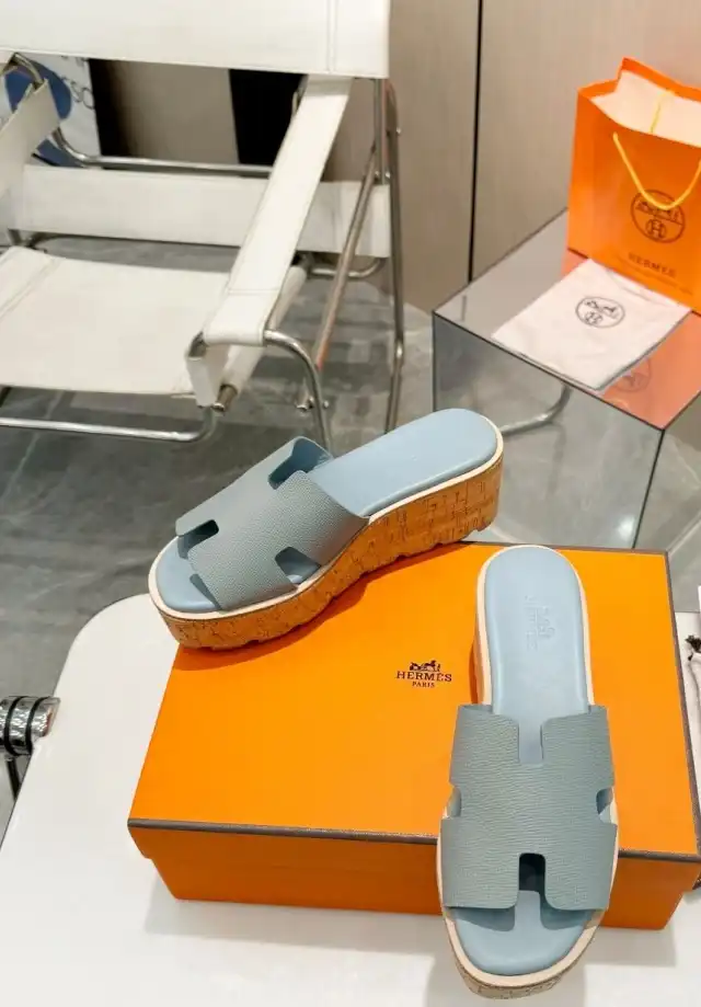 hype Hermes Slippers