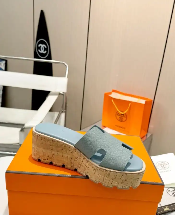 hype Hermes Slippers