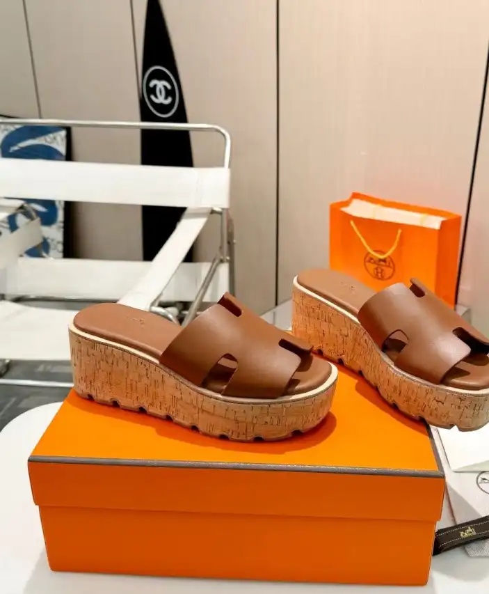 hype Hermes Slippers