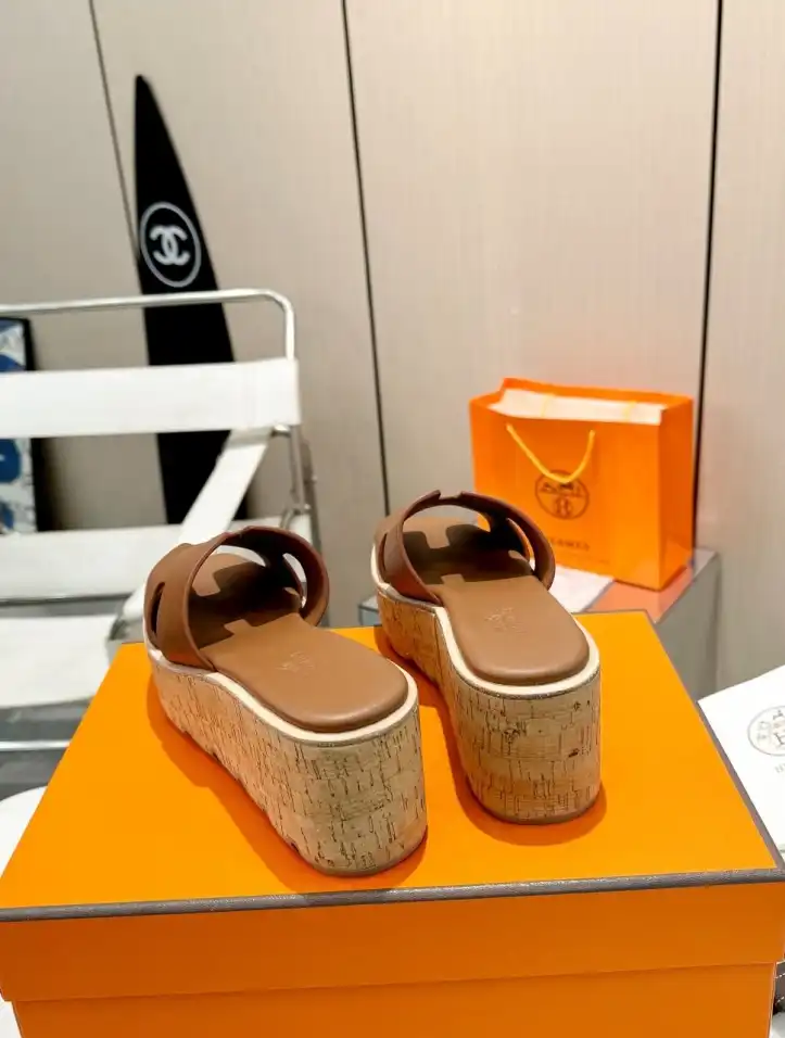 hype Hermes Slippers