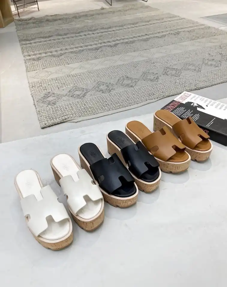 hype Hermes Slippers