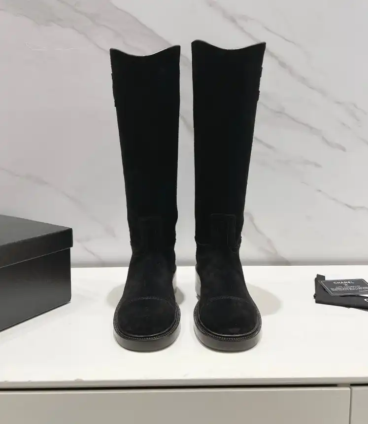 hype Chanel Boots