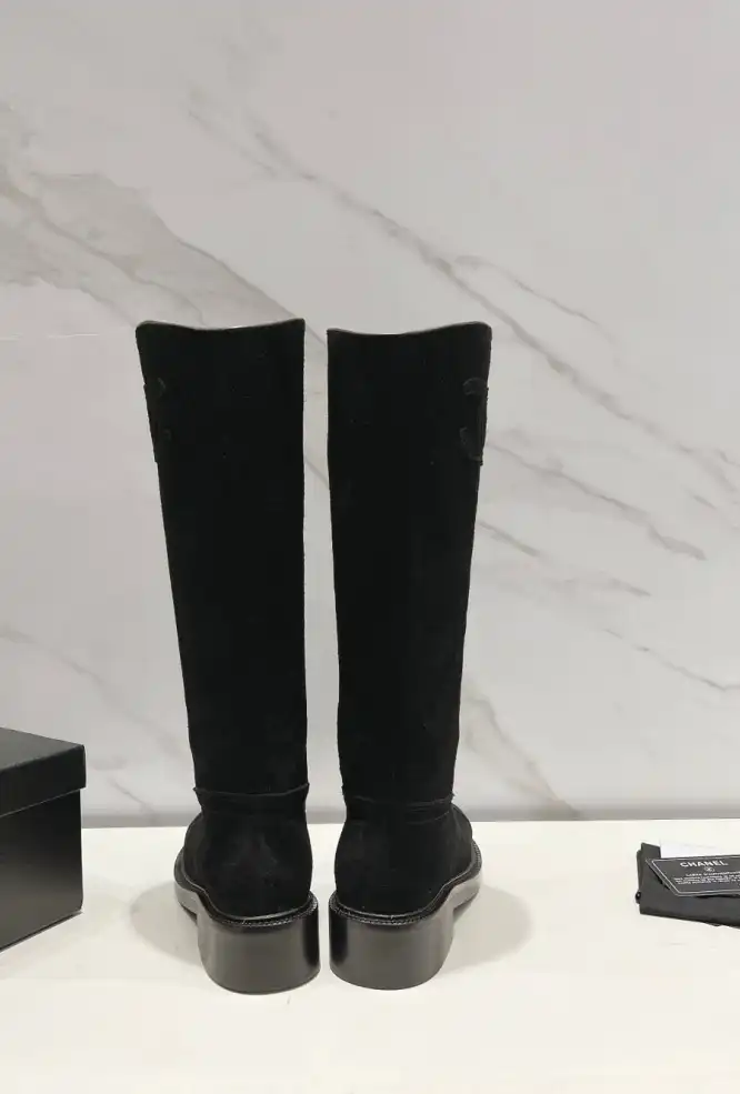 hype Chanel Boots