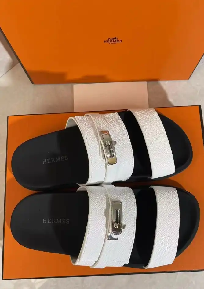 hype Hermes Slippers