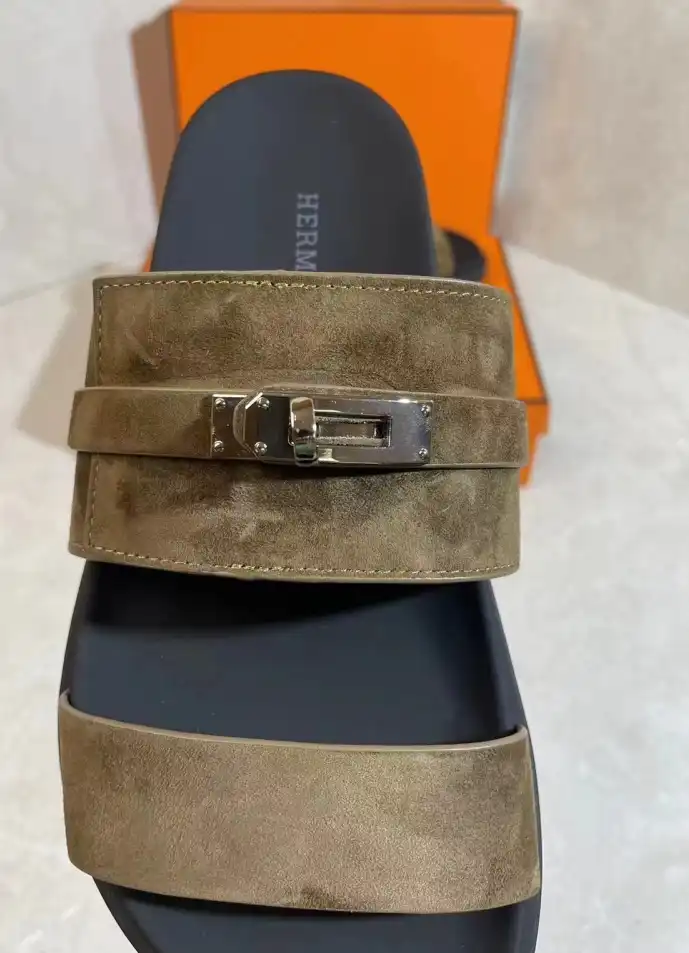 hype Hermes Slippers