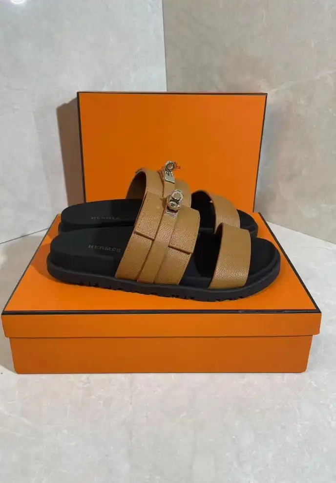 hype Hermes Slippers