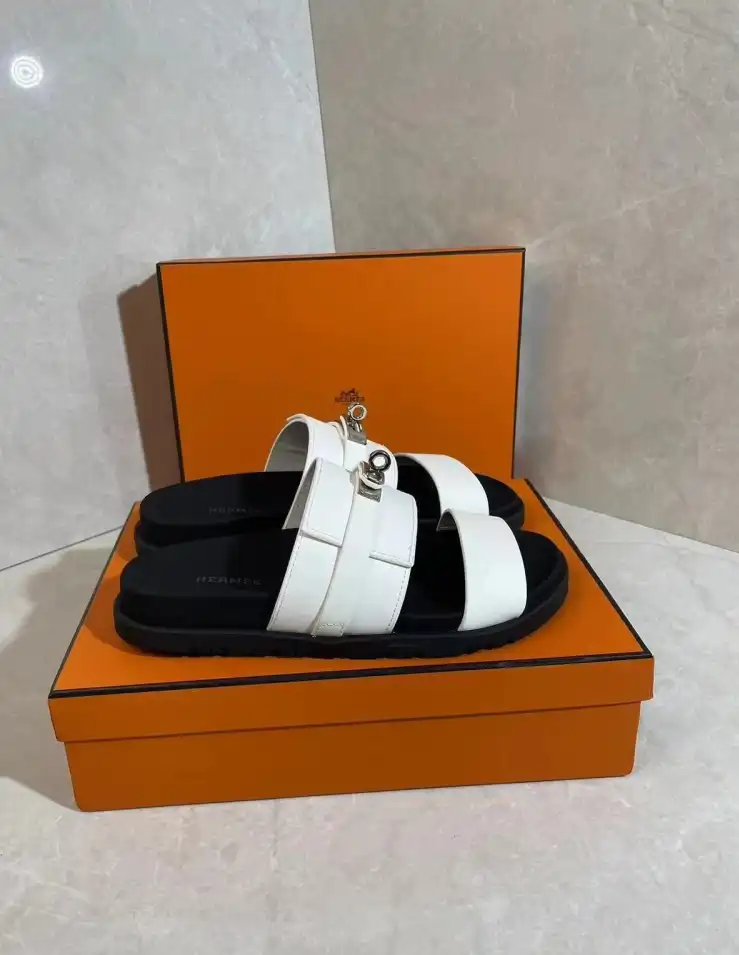 hype Hermes Slippers