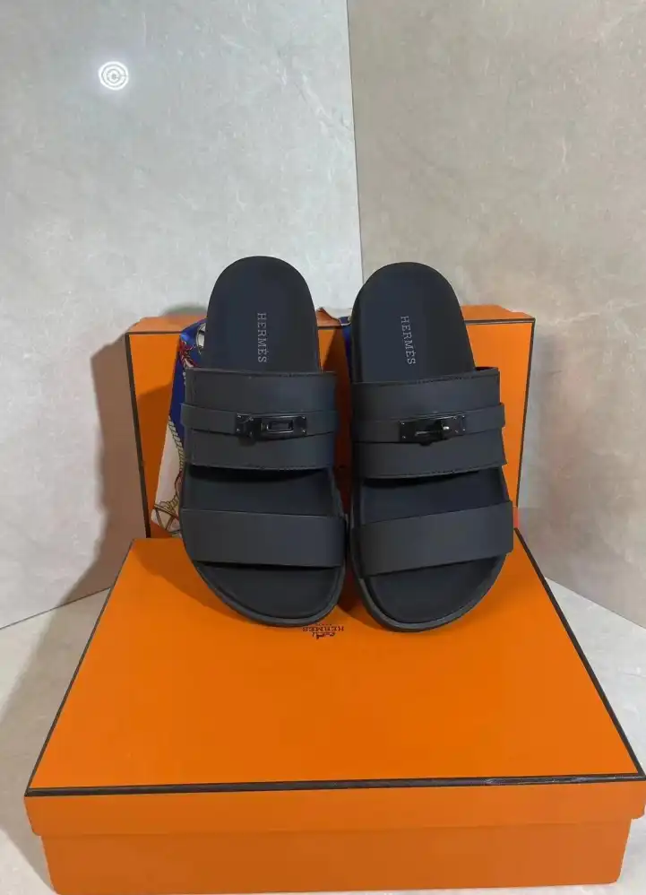 hype Hermes Slippers