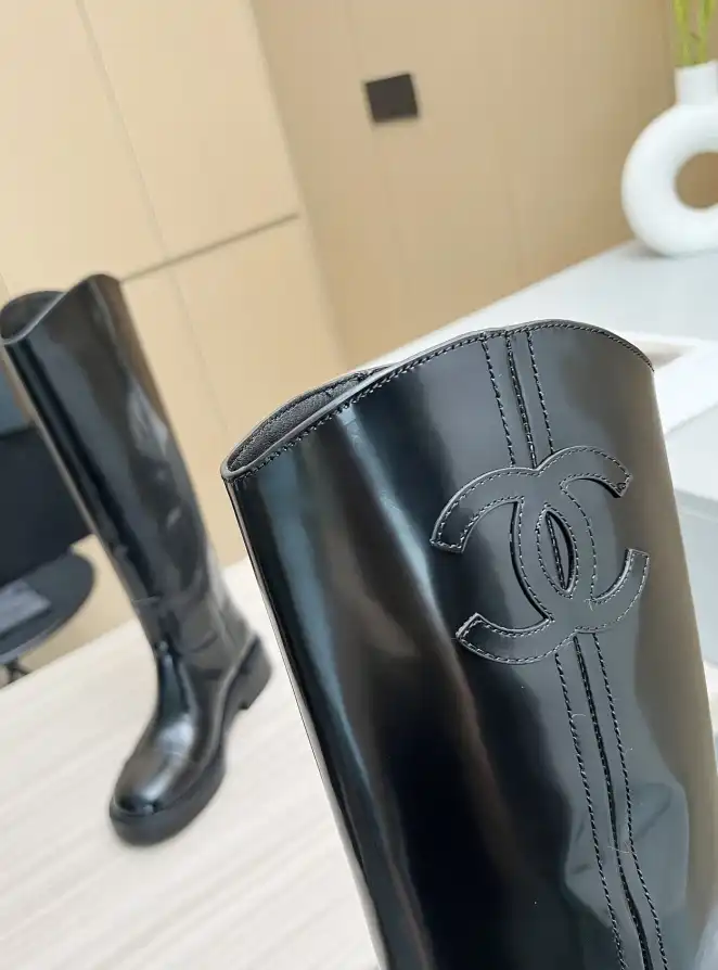 hype Chanel Boots