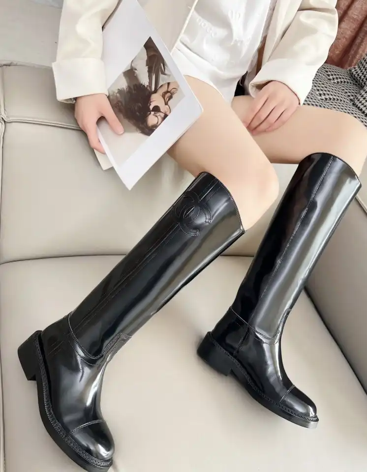 hype Chanel Boots