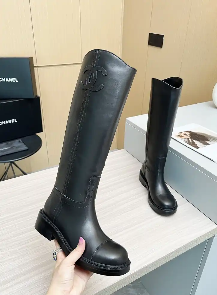 hype Chanel Boots