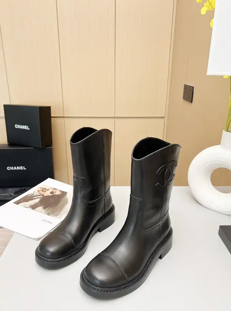 hype Chanel Boots