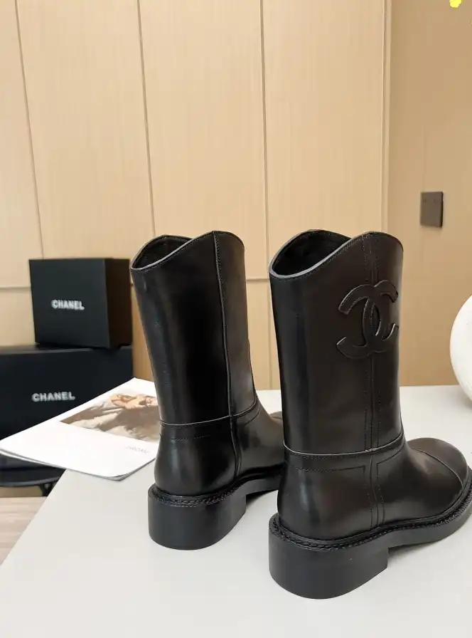 hype Chanel Boots