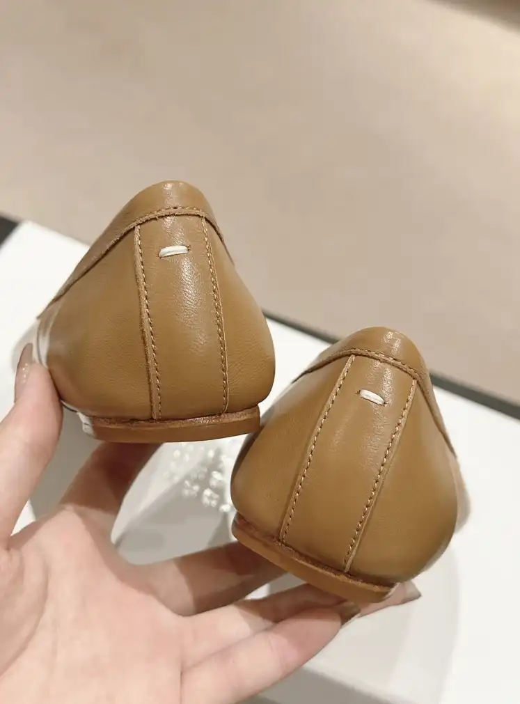 hype Hermes flat shoes