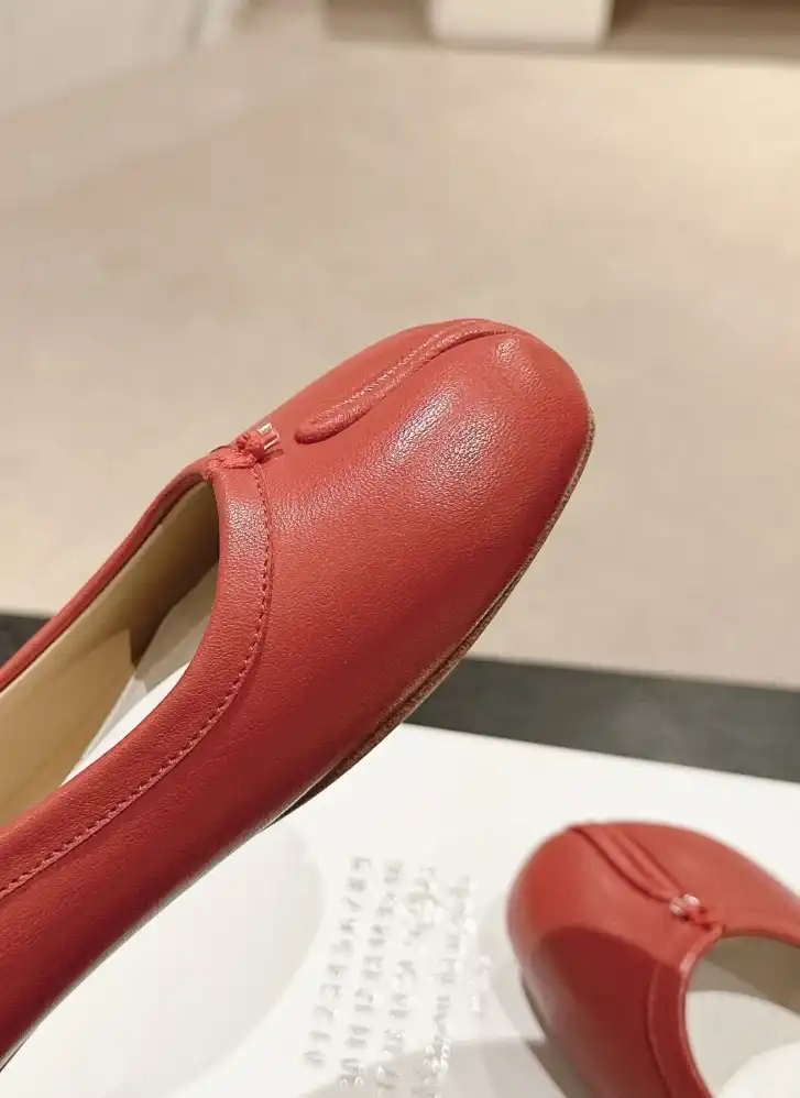 hype Hermes flat shoes