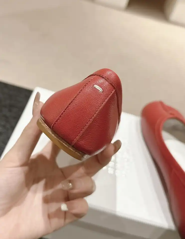 hype Hermes flat shoes