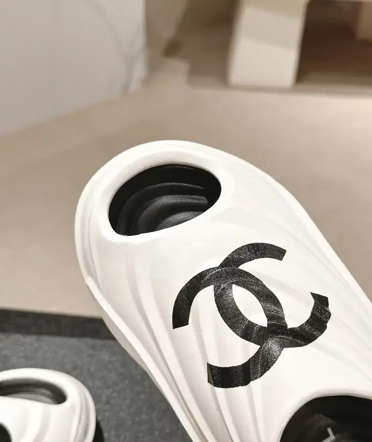 hype Chanel Slippers