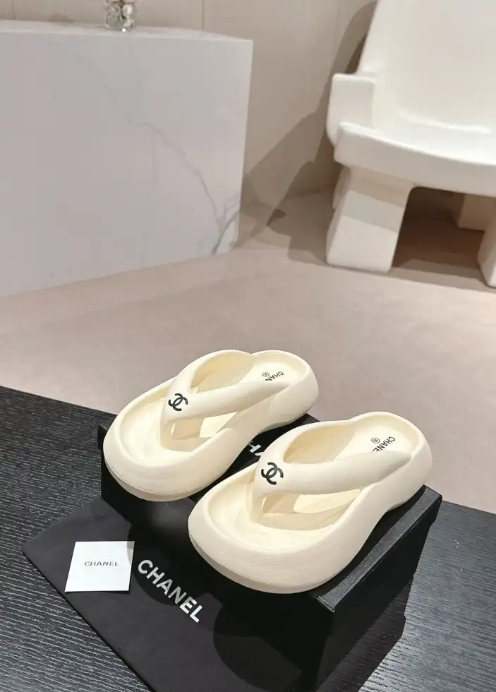 hype Chanel Slippers